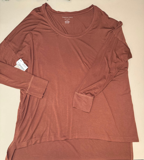 Vist Large View of Product Image Which is Used Unbranded Long Sleeve T-Shirt L-12/14