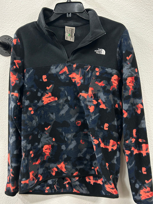 Vist Large View of Product Image Which is Used The North Face Active Long Sleeve M-8/10