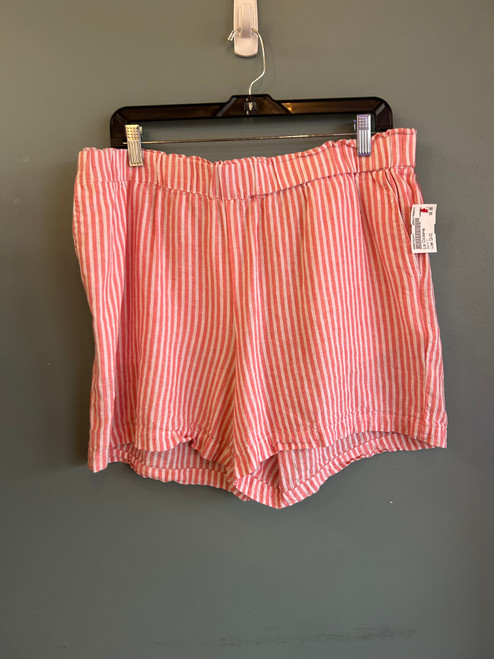 Vist Large View of Product Image Which is Used Liz Claiborne Shorts 12-31