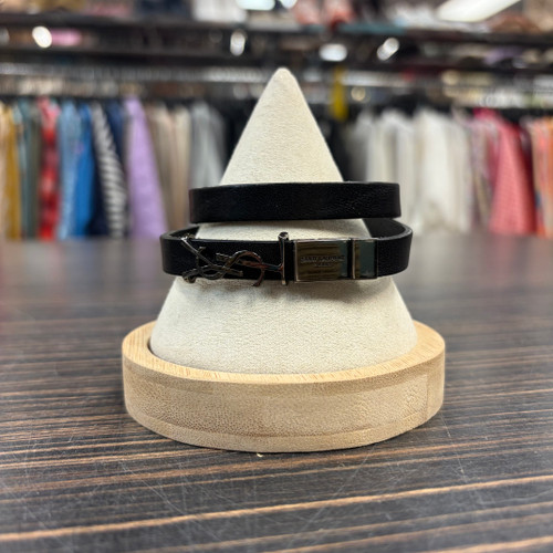 Used Yves Saint-Laurent Bracelet 60129-S000483271 Vist Large View of Product Image Which is Used Yves Saint-Laurent Bracelet