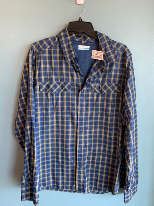 Vist Large View of Product Image Which is Used Columbia Mens Long Sleeve Top L/16-16.5