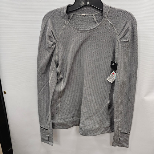 Vist Large View of Product Image Which is Used Lululemon Athletica Active Long Sleeve M-8/10