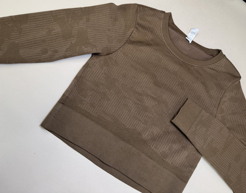 Vist Large View of Product Image Which is Used DSG Active Long Sleeve M-8/10