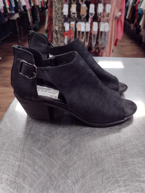 Vist Large View of Product Image Which is Used Carlos By Carlos Santana Low Heels 7.5 60112-S000411920
