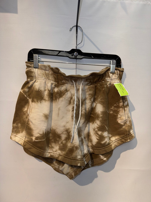 Vist Large View of Product Image Which is Used Lululemon Athletica Shorts 8-29 60132-S000082201