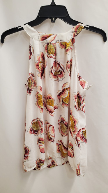Vist Large View of Product Image Which is Used Loft Tank Top S-4/6
