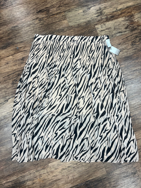 Vist Large View of Product Image Which is Used Unbranded Spring Long Skirt P 3X 22/36 60076-S000754601
