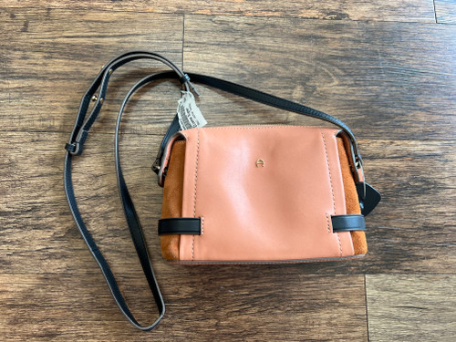 Used Etienne Aigner Small Leather Handbag 60032-S000618072