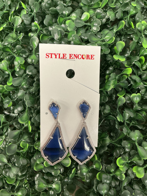 Vist Large View of Product Image Which is Used Kendra Scott Earrings