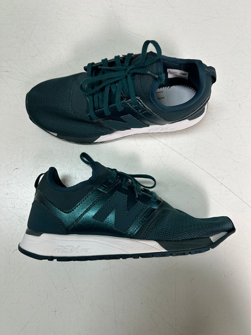 Vist Large View of Product Image Which is Used New Balance Performance Shoes 7.5