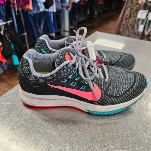 Used Nike Performance Shoes 8 60112-S000412971