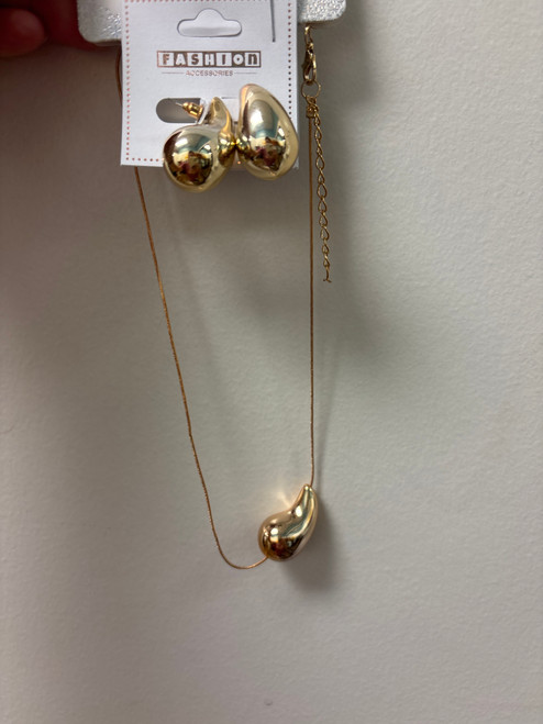 Vist Large View of Product Image Which is Used Unbranded Necklace