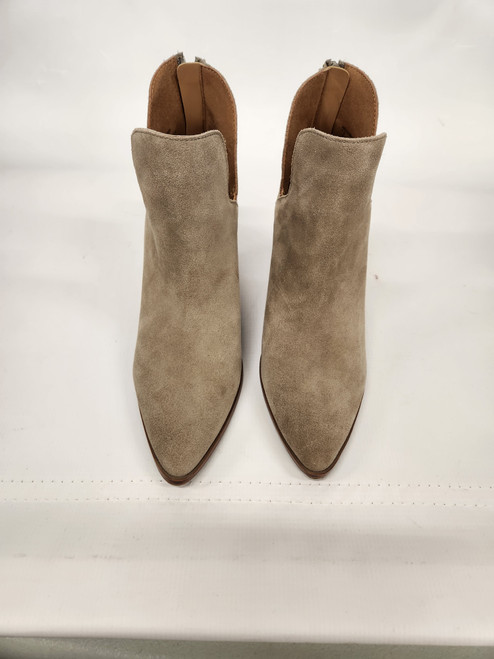 Used Blondo Ankle Boots 7.5 60027-S001314844 Vist Large View of Product Image Which is Used Blondo Ankle Boots 7.5
