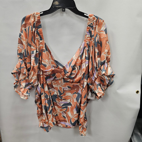 Vist Large View of Product Image Which is NWT Nine West Short Sleeve Top 4X-24