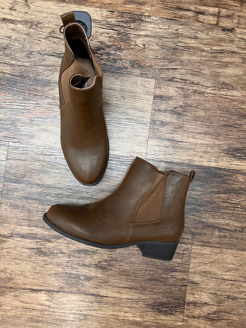 Used Torrid Ankle Boots 10 60043-S000855512 Vist Large View of Product Image Which is Used Torrid Ankle Boots 10