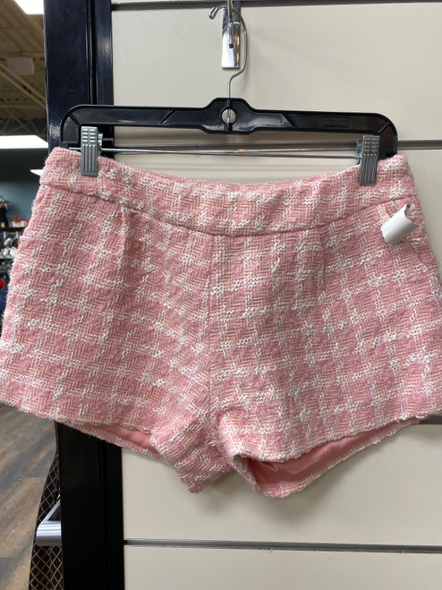 Vist Large View of Product Image Which is Used Unbranded Shorts 12-31