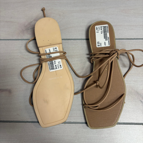 Used Dolce Vita Sandals 7.5 60093-S000345653