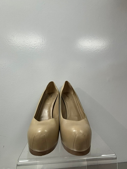 Vist Large View of Product Image Which is Used Yves Saint-Laurent High Heels 7.5