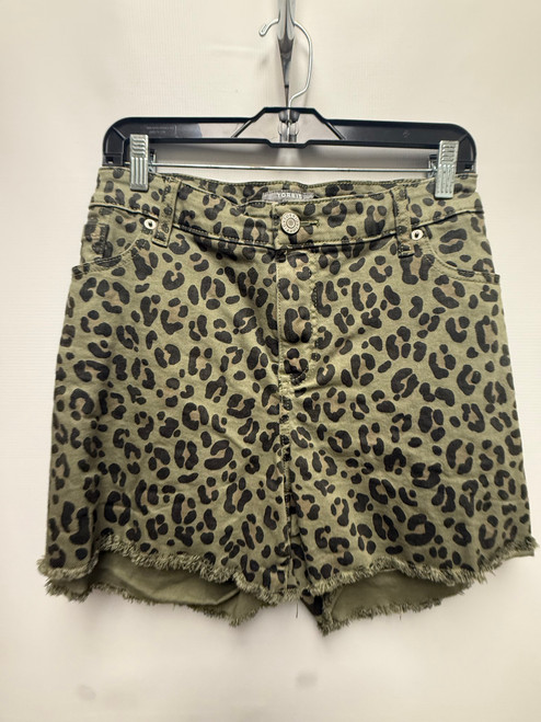 Vist Large View of Product Image Which is Used Torrid Shorts 20-35