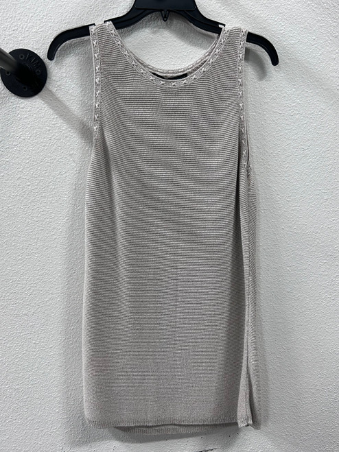 Vist Large View of Product Image Which is Used White House Black Market Sleeveless Top XL-16