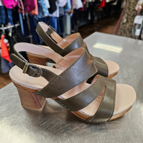 Used Dansko Dress Sandals 6.5 60112-S000414855