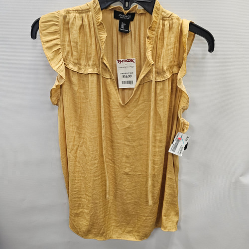 Vist Large View of Product Image Which is NWT Unbranded Short Sleeve Top S-4/6