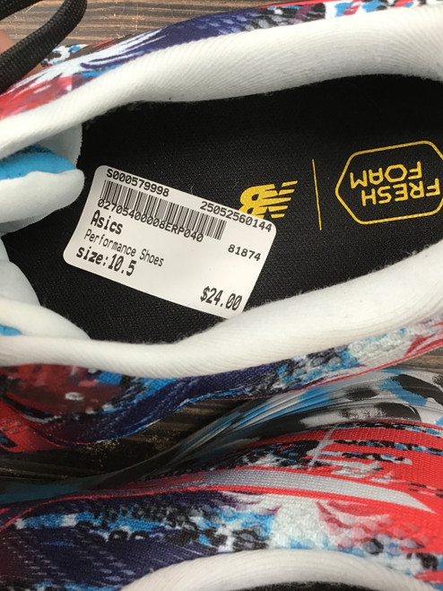 Vist Large View of Product Image Which is Used Asics Performance Shoes 10.5