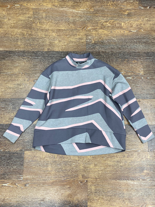 Vist Large View of Product Image Which is Used Urban Revivo Heavyweight Sweater F S-4/6