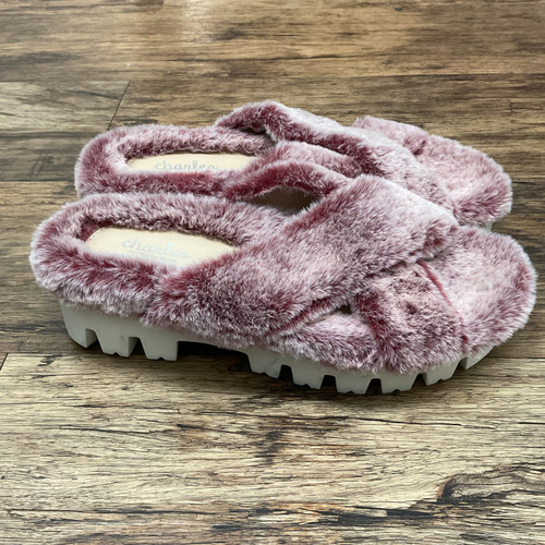 Used Charles By Charles David Sandals 7.5 60004-S000612439 Vist Large View of Product Image Which is Used Charles By Charles David Sandals 7.5