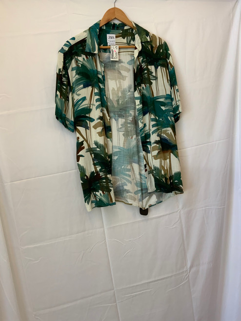 Vist Large View of Product Image Which is Used Zara Mens Short Sleeve Top L/16-16.5 60009-S000573565