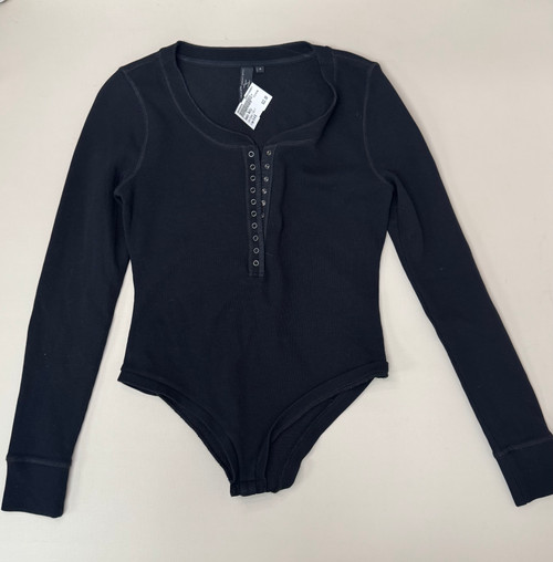 Vist Large View of Product Image Which is Used Sweaty Betty Long Sleeve T-Shirt S-4/6