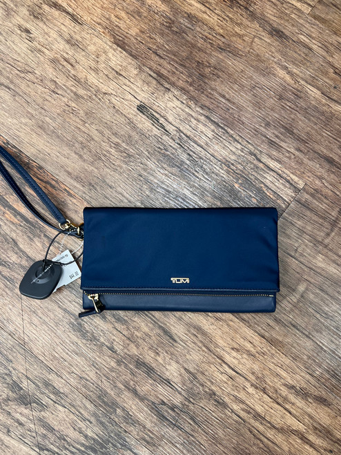 Vist Large View of Product Image Which is Used Tumi Wristlet 60043-S000861132