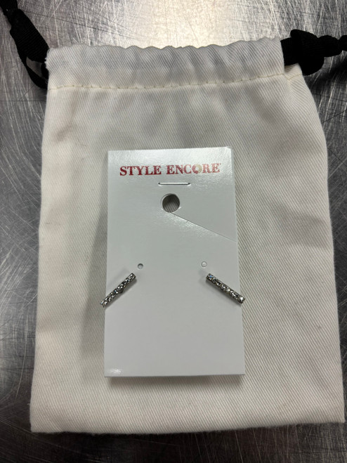 Vist Large View of Product Image Which is Used Unbranded Earrings