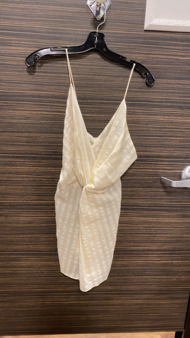 Vist Large View of Product Image Which is Used Zara Tank Top L-12/14