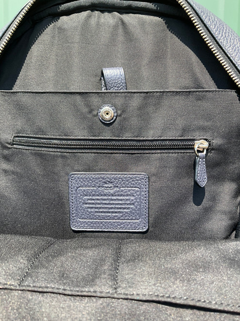 Vist Large View of Product Image Which is Used Coach Large Leather Handbag 60084-S000827221