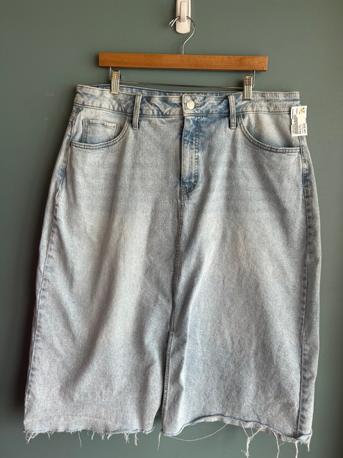 Used Ava & Viv Long Skirts F 16-33 60039-S000714350