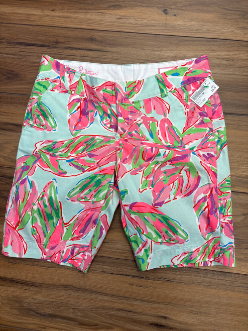 Vist Large View of Product Image Which is Used Lilly Pulitzer Shorts 6-28