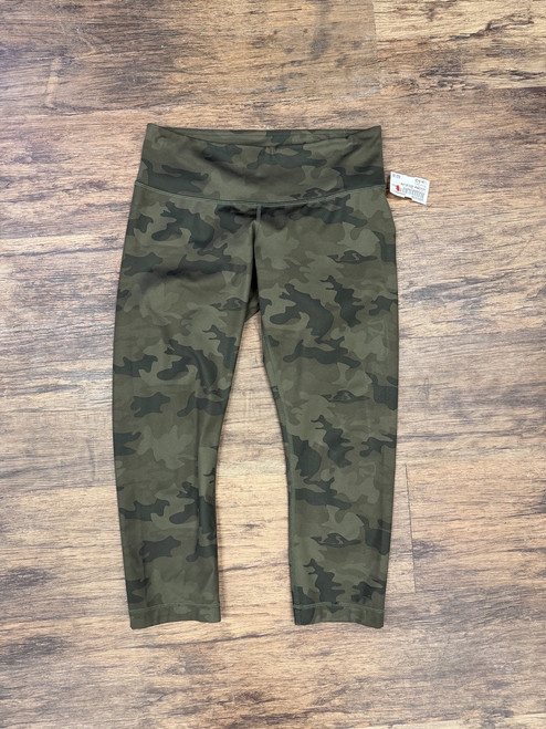 Vist Large View of Product Image Which is Used Lululemon Athletica Active Capri 6-28