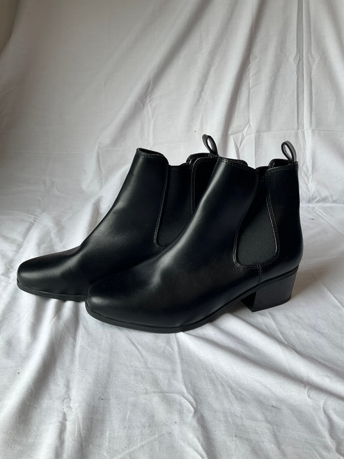 Used A New Day Ankle Boots 8 60045-S000748126 Vist Large View of Product Image Which is Used A New Day Ankle Boots 8