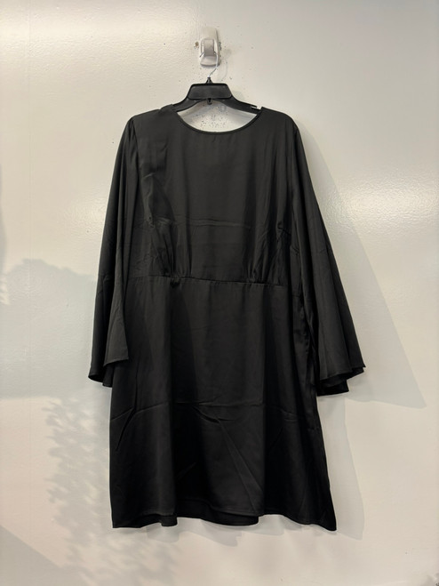 Vist Large View of Product Image Which is Used Vero Moda Short Dress B 2X-20