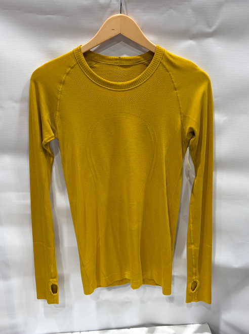 Vist Large View of Product Image Which is Used Lululemon Athletica Active Long Sleeve S-4/6