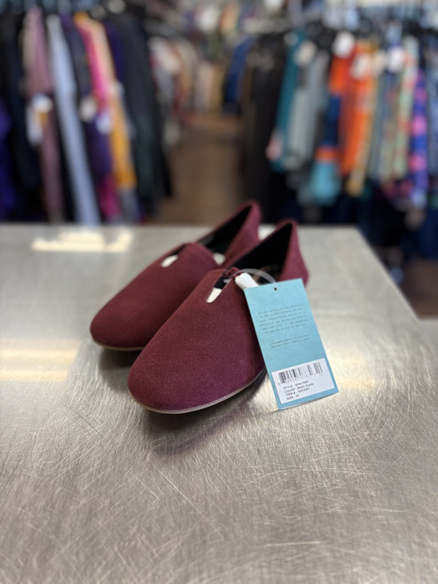 Used Toms Flats 10 60112-S000417293