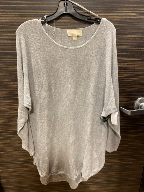 Used Michael Michael Kors Lightweight Sweater XL-16 60100-S000277711 Vist Large View of Product Image Which is Used Michael Michael Kors Lightweight Sweater XL-16