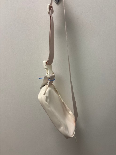 Vist Large View of Product Image Which is Used Unbranded Small Handbag
