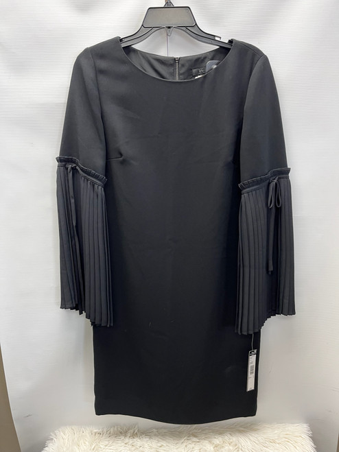 Vist Large View of Product Image Which is Used Tahari Short Dress F S-4/6