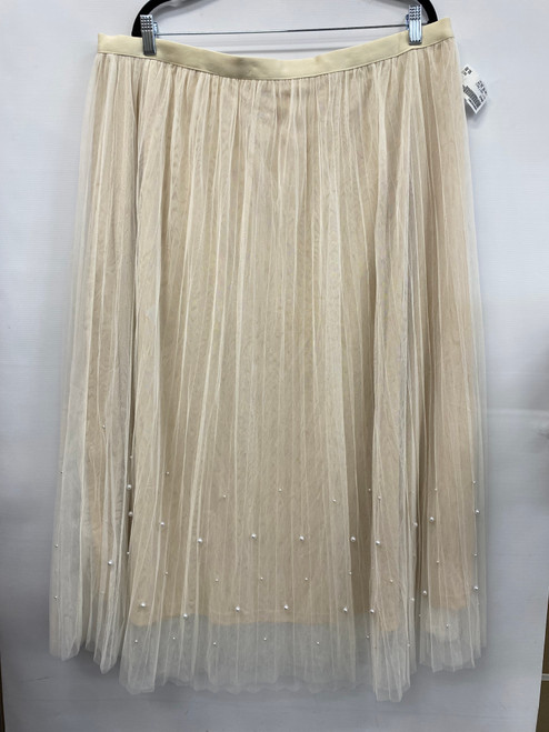 Vist Large View of Product Image Which is Used Shein Long Skirts F 4X 24/37