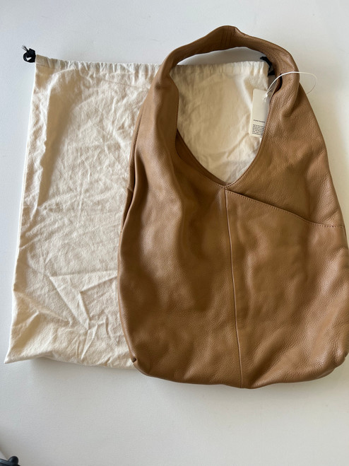 Vist Large View of Product Image Which is Used Unbranded Large Leather Handbag 60039-S000717445