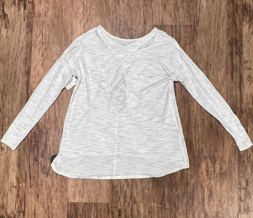 Vist Large View of Product Image Which is Used Lululemon Athletica Active Long Sleeve S-4/6