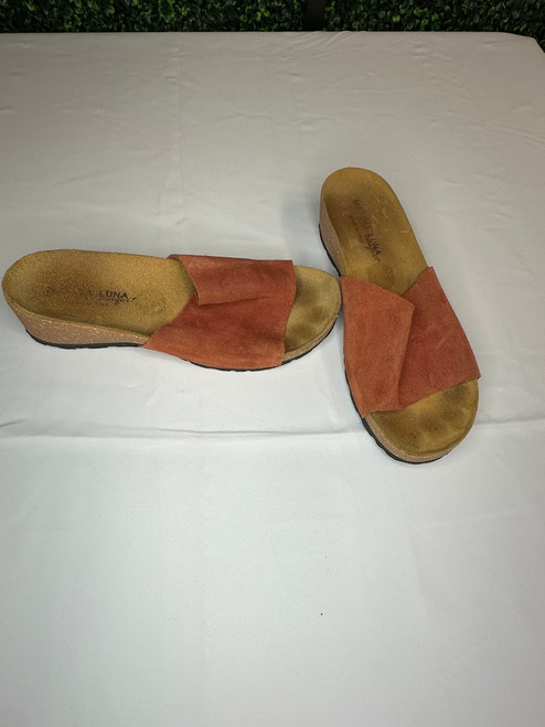 Vist Large View of Product Image Which is Used Unbranded SHOES 9