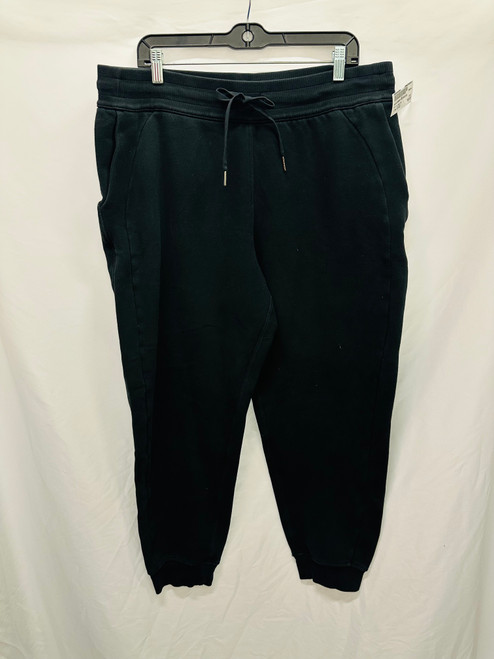 Vist Large View of Product Image Which is Used Lululemon Athletica Active Pant 6-28 60003-S000842998